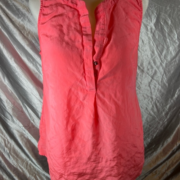 Lilly Pulitzer Tops - Lilly Pulitzer Coral Sleeveless Blouse